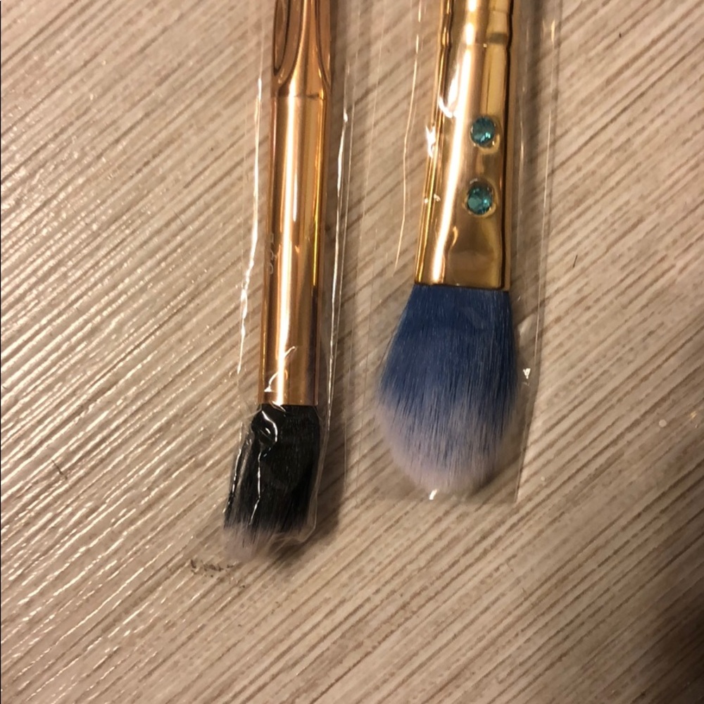 🌟💋MAKEUP BUNDLE💋🌟 - Picture 5 of 8